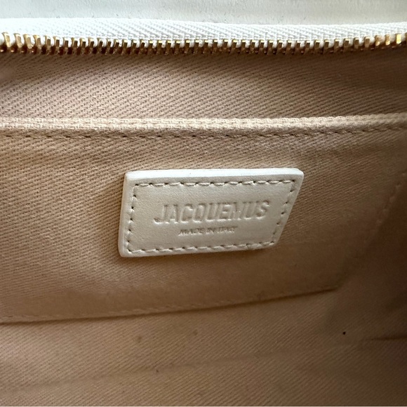 Jacquemus The Bisous Perle Shoulder Bag White - Picture 6 of 11